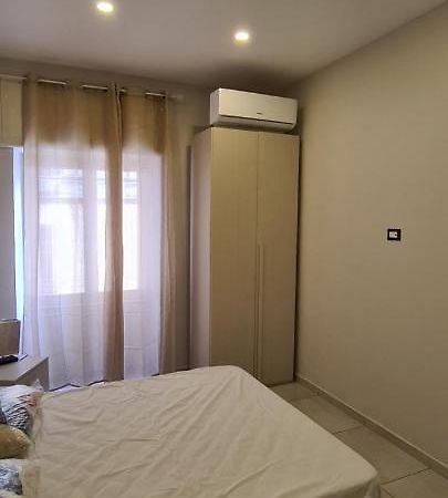 Garibaldi Room Naples Extérieur photo