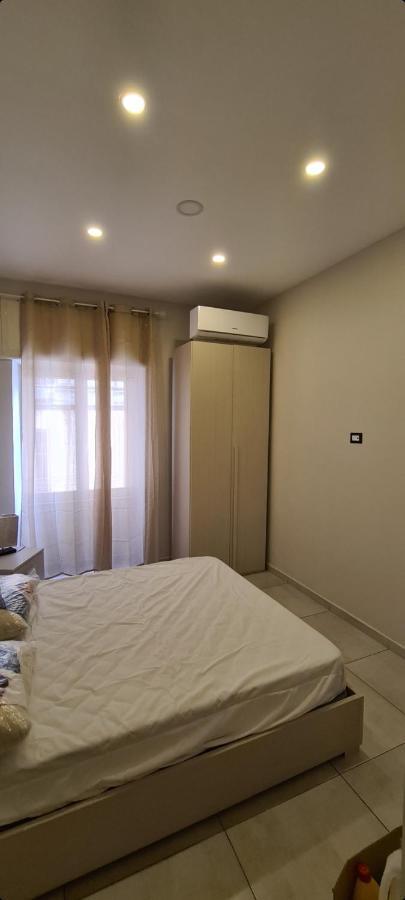 Garibaldi Room Naples Extérieur photo
